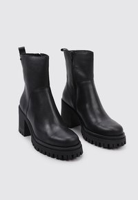 Sandra Fontán LORICA - Botines de tacón - black