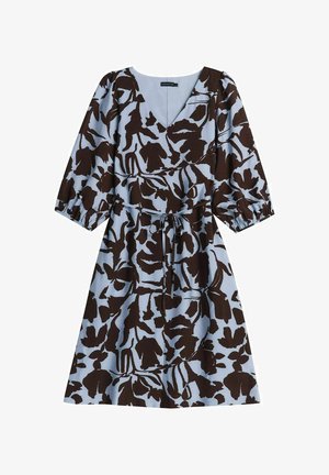 Sininen mekko, jossa on V-pääntie, 3/4 puffy hihat, kiristetty vyötärö ja ruskea kukkakuosi. Silkkinen kangas, polvipituinen ja rento leikkaus.