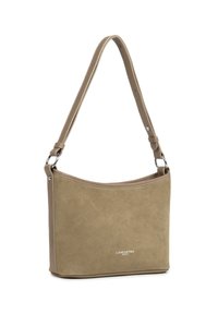 Borsa a spalla in suede beige con bordo in pelle liscia, parte superiore curvata, tracolla regolabile e dettagli del logo discreti sul fronte.