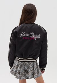 OVS NEW YORK COLLEGE EMBROIDERY - Bomberjacks - black