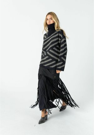 Coster Copenhagen, FRINGE - Дълга пола - black