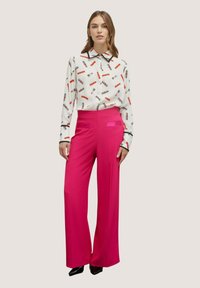 Motivi LIPSTICK - Camicia - bianco