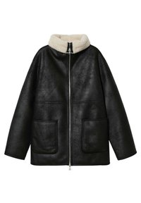 Giacca in ecopelle nera con colletto in shearling crema, due tasche frontali e chiusura con zip. Vestibilità ampia, design di lunghezza media.