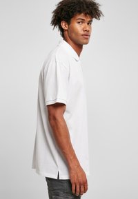 Urban Classics OVERSIZED  - Polo marškinėliai - white