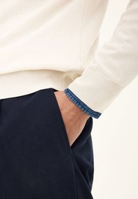 Oscar Jacobson HALF ZIP - Maglione - creme white