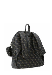 Plecak w ciemnoniebieskim materiale z złotym wzorem logo, z wyściełanymi szelkami, górnym uchwytem i małą kieszonką na zamek błyskawiczny po boku.