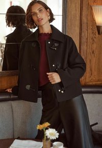 Love & Roses SHORT COLLAR  - Vasaras jaka - black