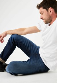 Garcia ROCKO 691 STRAIGHT - Vaqueros slim fit - dark used