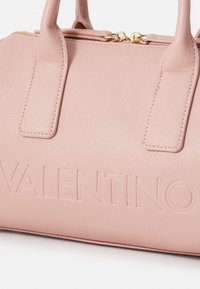 Valentino Bags FOXY  - Kézitáska - cipria
