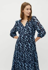 mbyM SHANY-M - Dnevna haljina - zevi print night sky