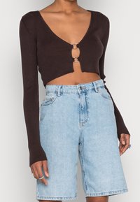 Monki Kofta - brown