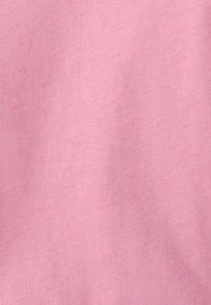 Tejido de algodón rosa claro con una textura suave y lisa y un sutil patrón acanalado, adecuado para ropa casual o tapicería.