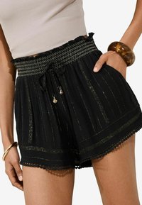 Lipsy PETITE - Šortky - black sparkle