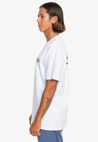 Quiksilver RETRO LINK SS - Print T-shirt - white