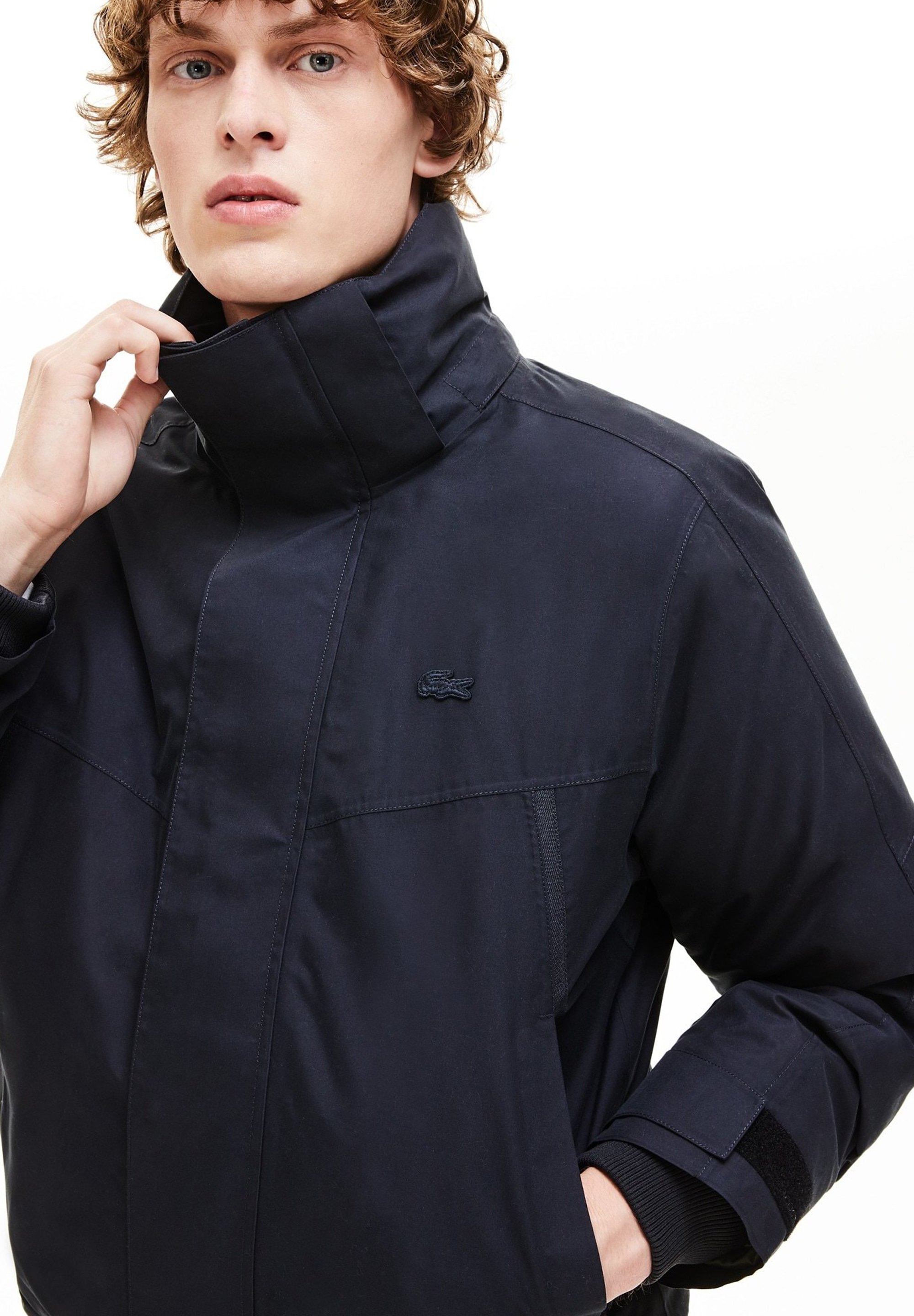 lacoste bh8400
