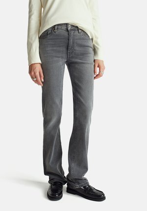 - Jeansy Bootcut