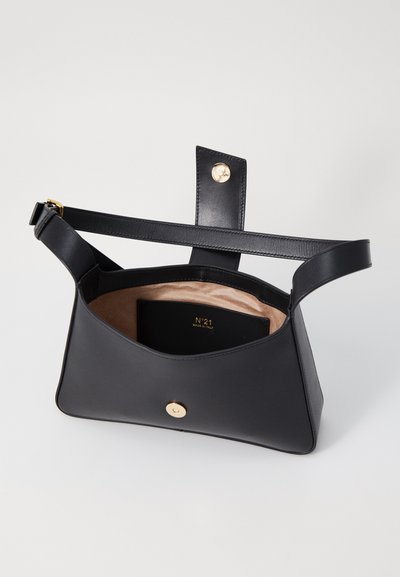 N°21 SHOULDER BAG VITELLO - Borsa a mano - Black