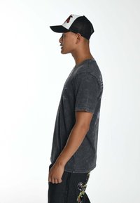 Ed Hardy MONO-FLASH-LOGO  - Camiseta estampada - charcoal