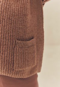 Next TABARD 3 PIECE SET  - REGULAR FIT - Svetrík - pink