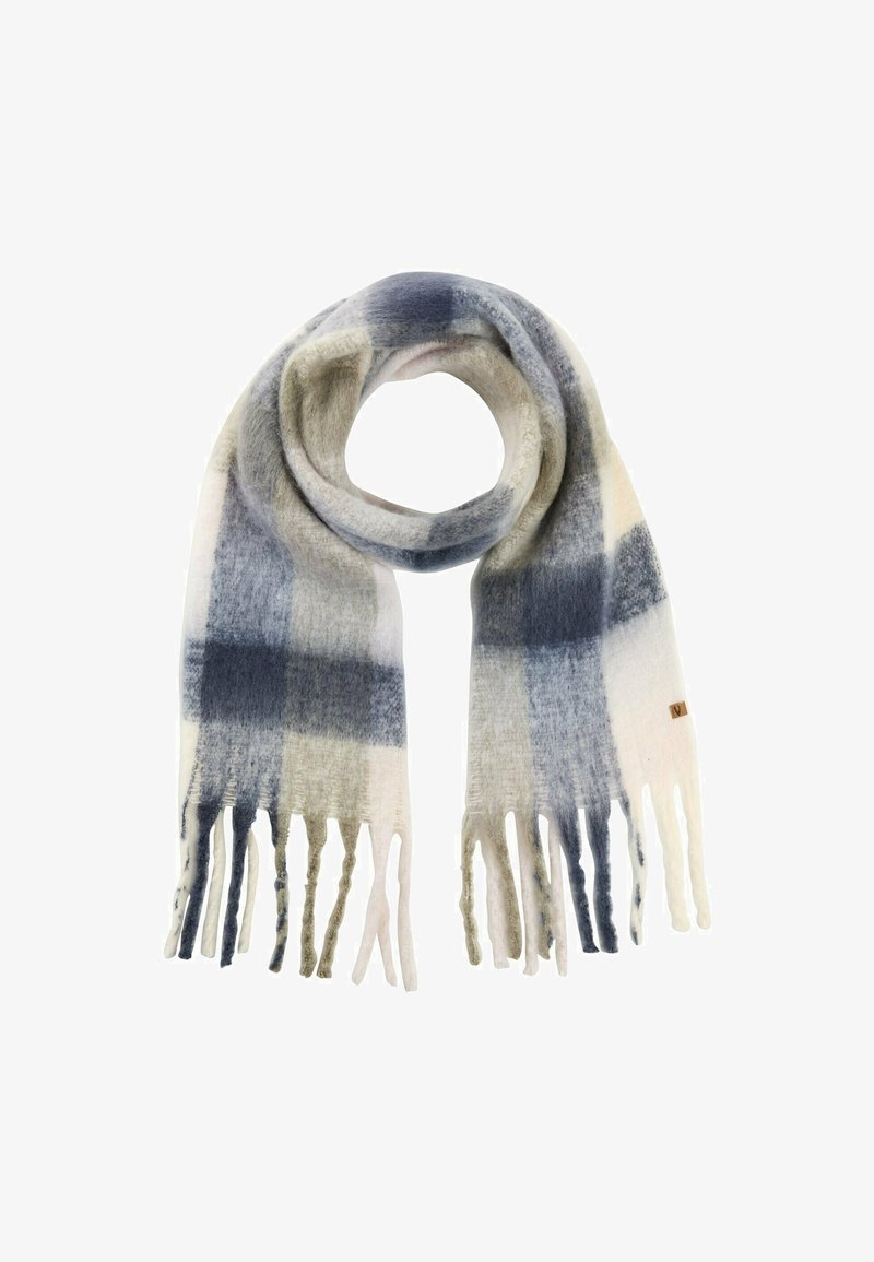 Écharpe douce en laine avec un motif à carreaux bleu, gris et blanc, bouclée avec des extrémités frangées pendant.