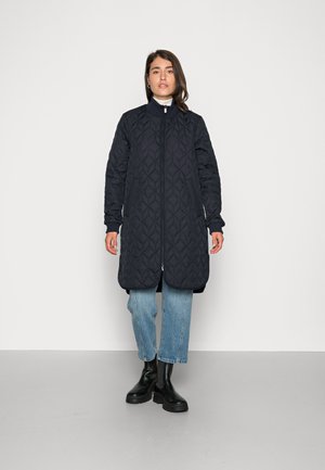 ART06 - Winter coat - dark indigo