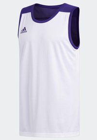 Maillot de sport blanc sans manches avec bordure violette autour du cou et des emmanchures, arborant le logo noir Adidas sur la poitrine.