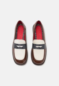 MAX&Co. UMA - Pantofi slip-on - cioccolato