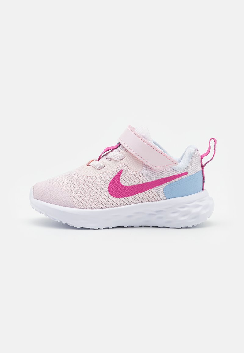 nike revolution grey pink