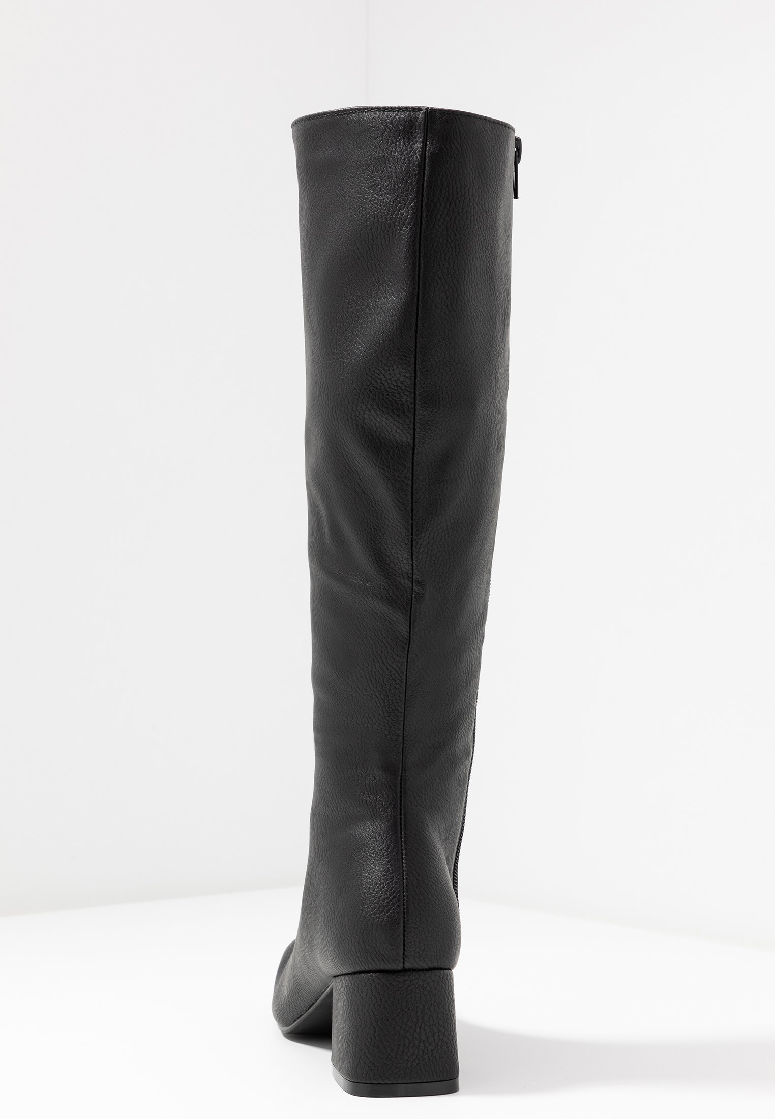 square top boots