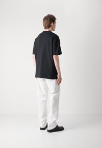 Barbour International FORMULA - T-shirt estampada - black