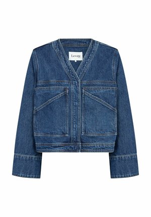 Denimjakke i mørkeblå, med V-hals og to store forlommer. Har kontrasterende syninger og lange ærmer.