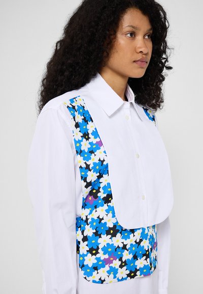 AZ Factory IRIS DRESS - Kokteilinė suknelė / vakarėlių suknelė - white