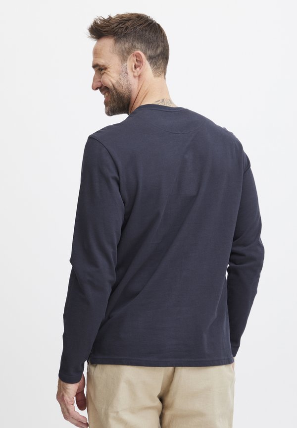 FQGERT - Long sleeved top - salute4