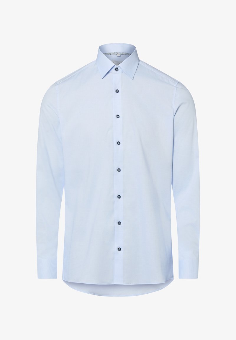 Hellblaues Herrenhemd mit langen Ärmeln, spitzem Kragen und dunklen Knöpfen an der Vorderseite.