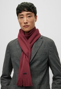BOSS ALBAS  - Sjal / Tørklæder - dark red two