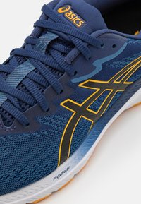 ASICS GT-1000 11 - Chaussures de running sur route - blue