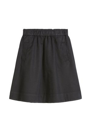 Zwarte knielange rok met elastische tailleband en zijzakken met split, gemaakt van gladde stof.