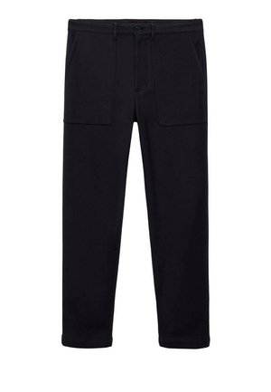 Zwarte broek gemaakt van zacht materiaal, met een knoopsluiting, twee voorkantzakken en een rechte snit.