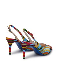 Scarpe con tacco a slingback colorate con un mix di strisce curve in blu, giallo, rosso e verde. Design a punta e tacco stiletto sottile.