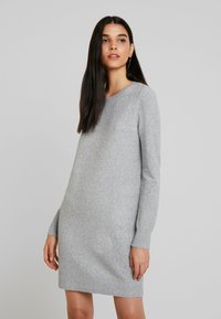 Vero Moda - DOFFY LS O-NECK GA NOOS - Haljina s naramenicama - light grey melange Minijatura 1