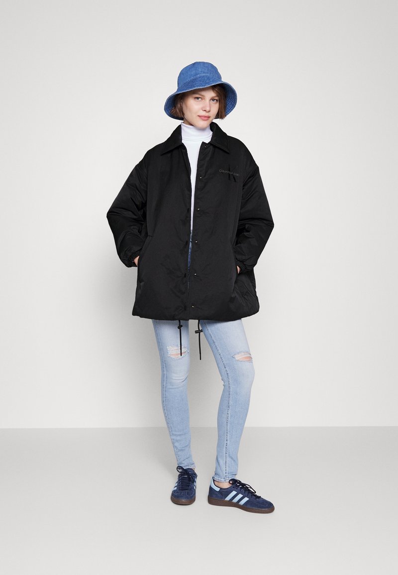 Calvin Klein Jeans OVERSIZED PADDED COACH JACKET Short coat