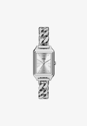Montre rectangulaire Fossil argentée avec chiffres romains à 12 et 6, cadran minimaliste et bracelet épais à maillons en argent.