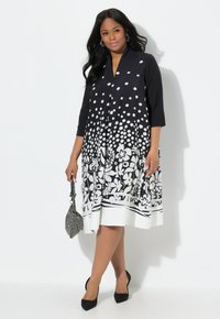 Ulla Popken FLOWER  3/4 SLEEVE - Denní šaty - black