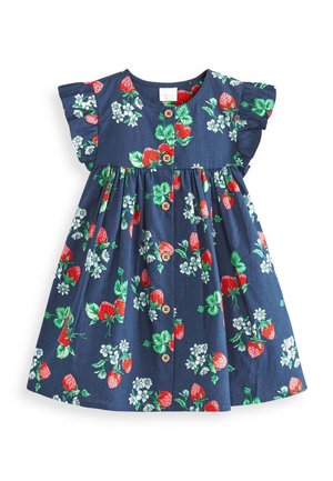Robe en coton bleu marine avec des motifs de fraises rouges et de fleurs blanches. Manches volantées, devant à boutons et jupe évasée.