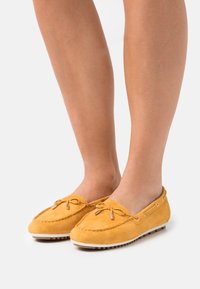 Tamaris Mokassin - mango