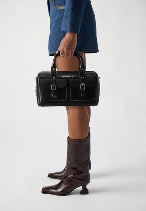 TOP HANDLE BAG UNISEX - Bolso de mano - black