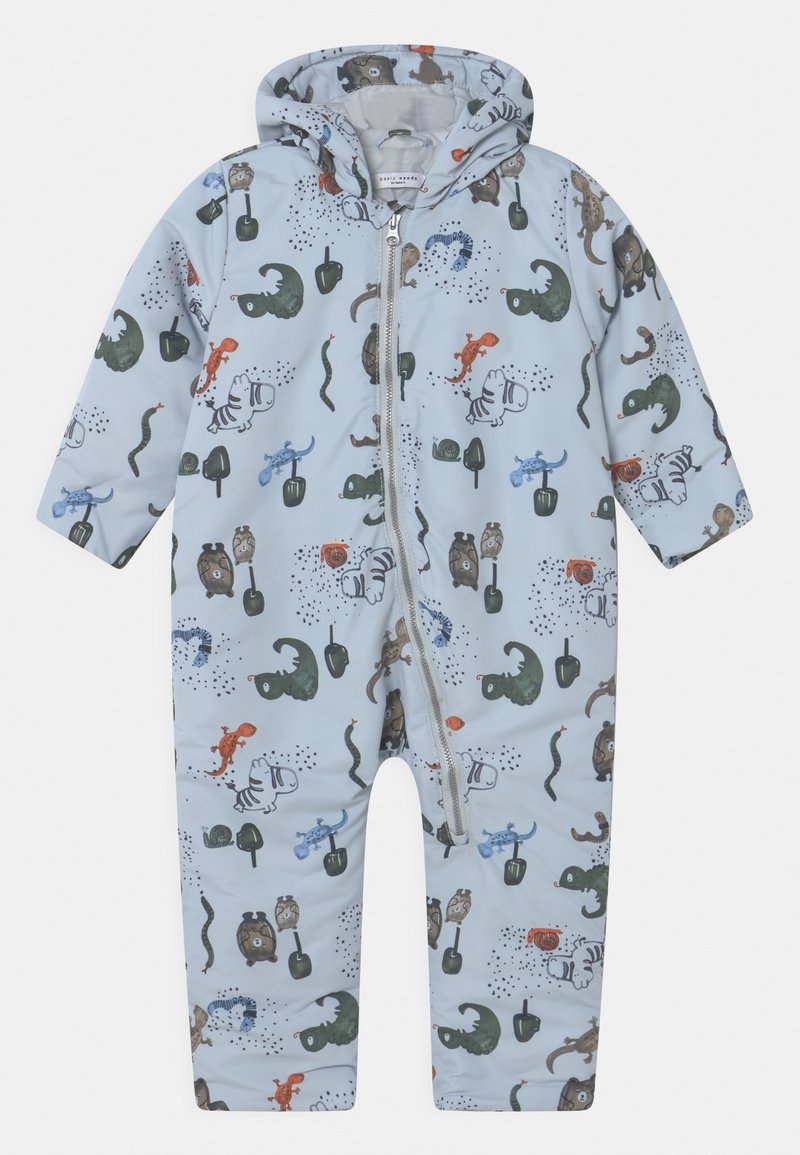 Combinaison imperméable pour enfants en bleu clair avec une fermeture éclair à l'avant. Comporte des motifs colorés d'animaux et de plantes. Design avec capuche et manches longues.
