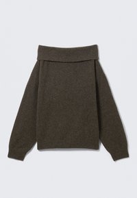 Bruine off-shoulder sweater gemaakt van zachte stof. Heeft lange mouwen en een losse pasvorm. De textuur lijkt smooth en licht rekbaar.