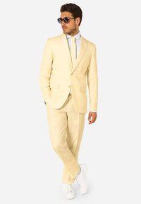 Unselected, beige
