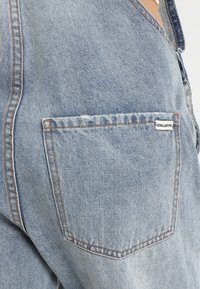 Billabong Lacláče - light-blue denim